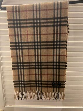 Burberry Beige Black and Red Classic Check Scarf